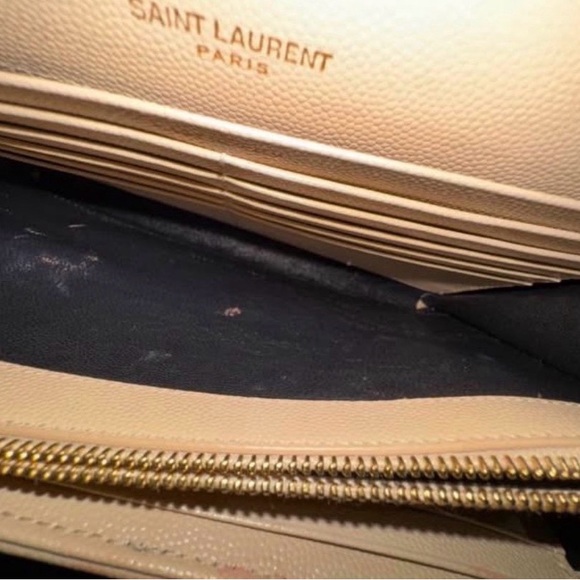 Yves Saint Laurent Cream Quilted Crossbody Bag - Picture 5 of 10